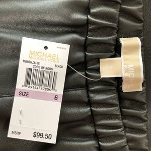MICHAEL Michael Kors Pants - 🌸NWT MICHAEL Michael Kors Faux-Leather Leggings MICHAEL Michael Kors Pants - 🌸NWT MICHAEL Michael Kors Faux-Leather Leggings